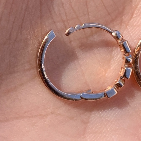 10K Rose Gold & Diamonds Double Click Earrings New - Picture 5 of 15